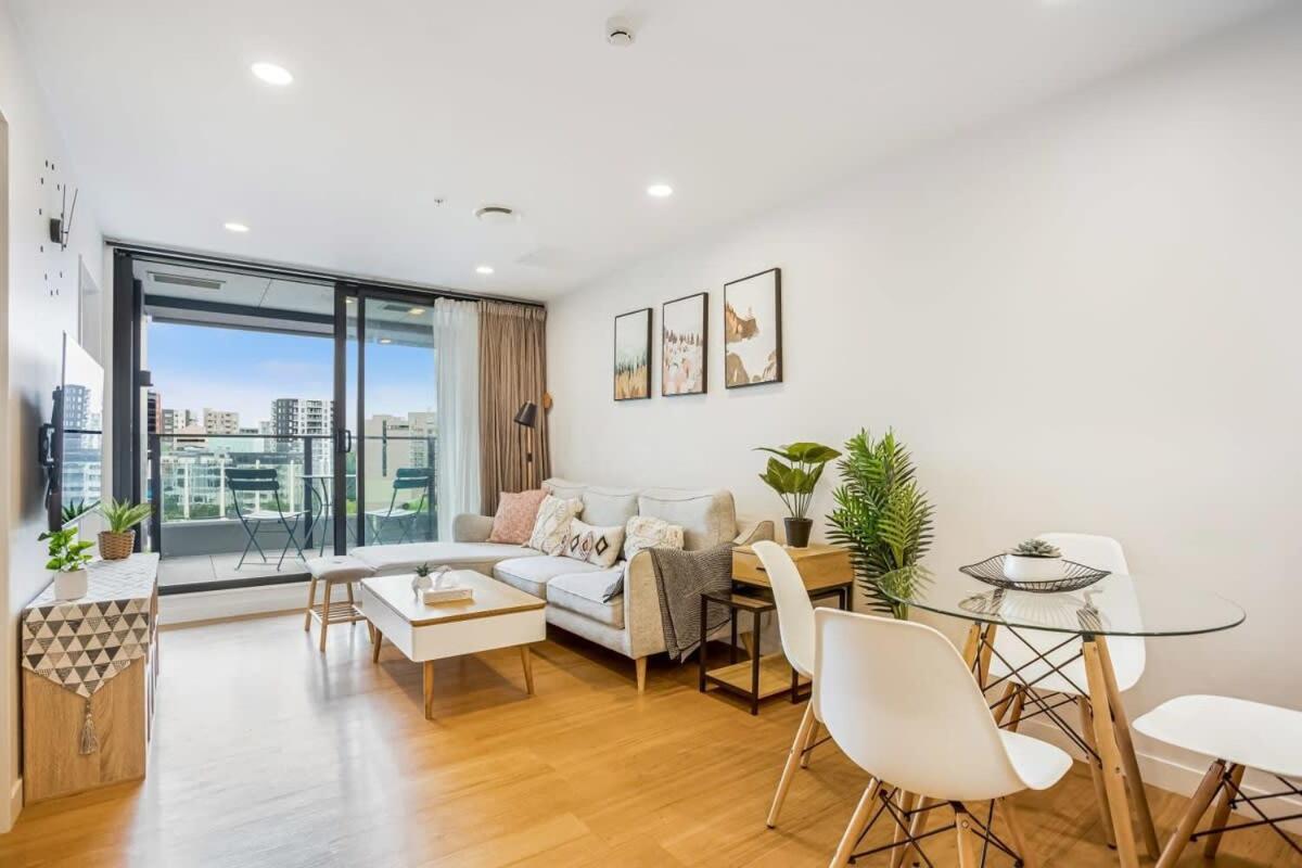 Cosy Two Bedroom Apartment With Balcony Pool And Gym 오클랜드 외부 사진
